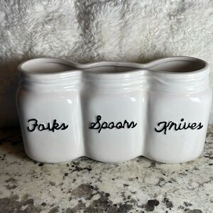 NWOT Ceramic Silverware Holder